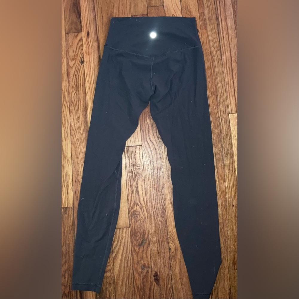 LIKE NEW Lululemon Leggings Align 28” Size 6 Dark Gray